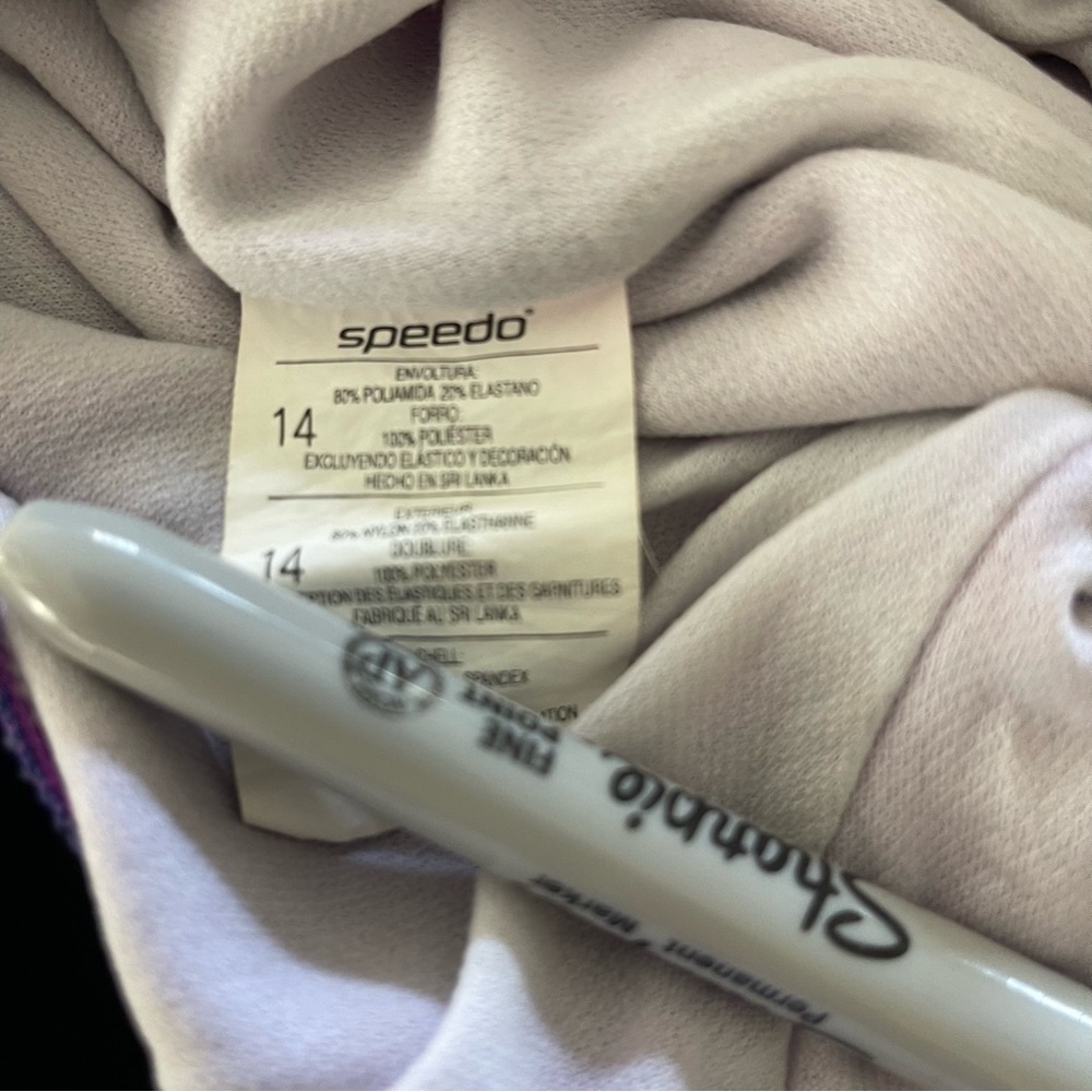 Speedo Women’s Purple One Piece Swimsuit 14 - Picture 3 of 4